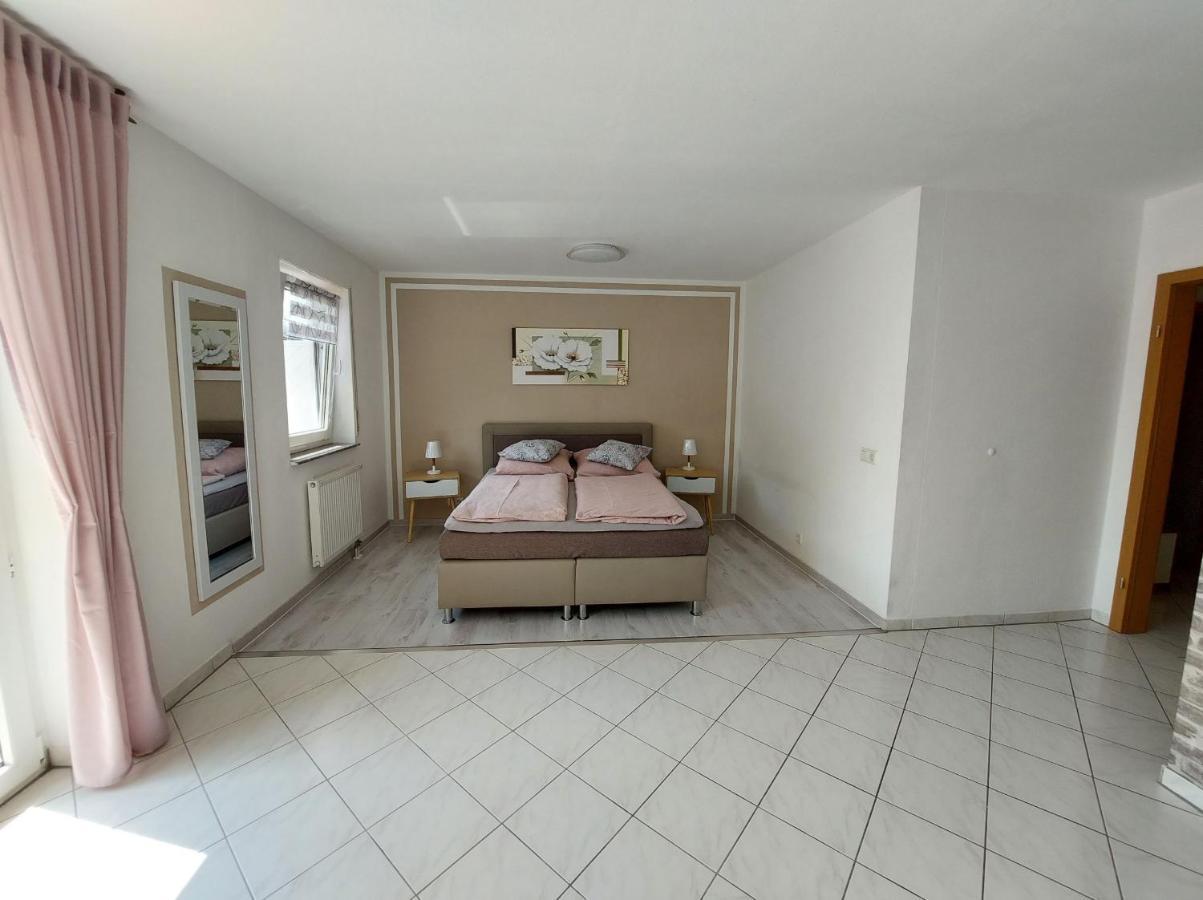 Ferienwohnung Derk Möhnesee エクステリア 写真